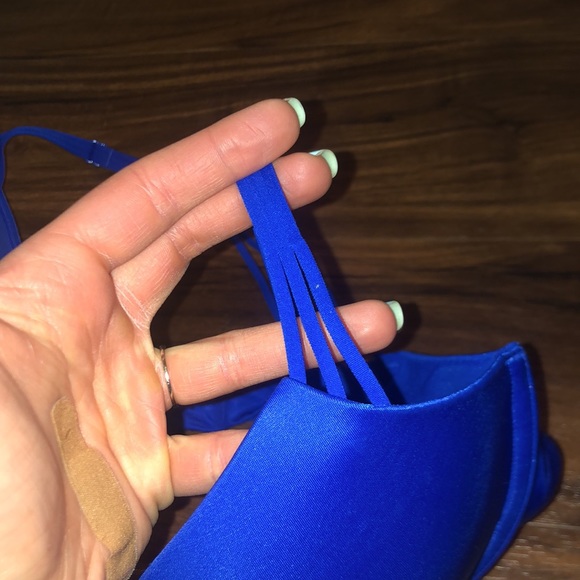 Victoria’s Secret very sexy push up bra - Picture 6 of 8